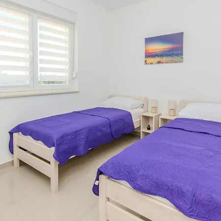 Appartamento With Parking Space - 24307 *
